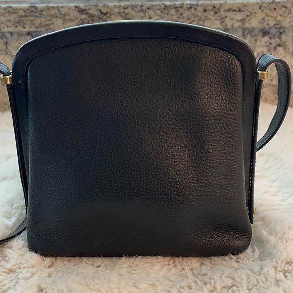 HCL (Hand Crafted Leather) Authentic Crossbody bag - Picture 2 of 10